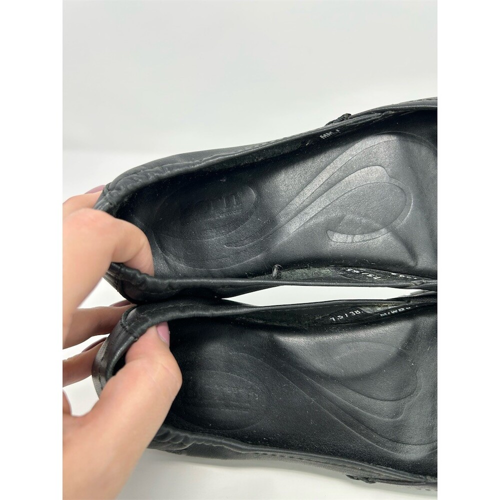 Born Black Leather Slip-On Round Toe Casual Ballet Flats Womens Size 7.5 - Picture 11 of 13